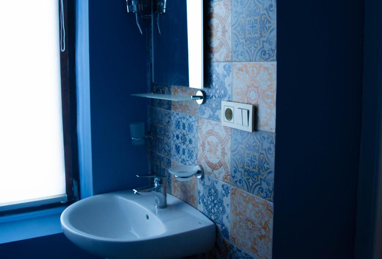 Sunflower Hotel Тбилиси Экстерьер фото