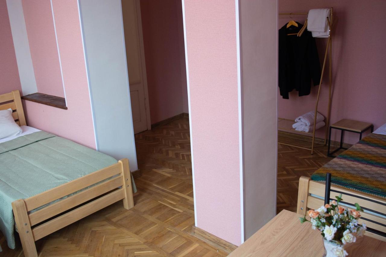 Sunflower Hotel Тбилиси Экстерьер фото