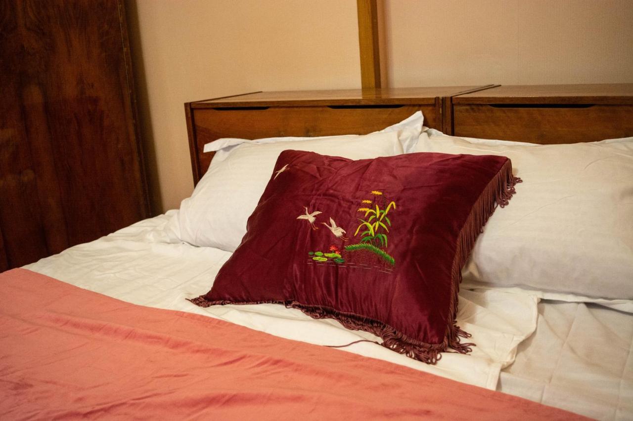 Sunflower Hotel Тбилиси Экстерьер фото