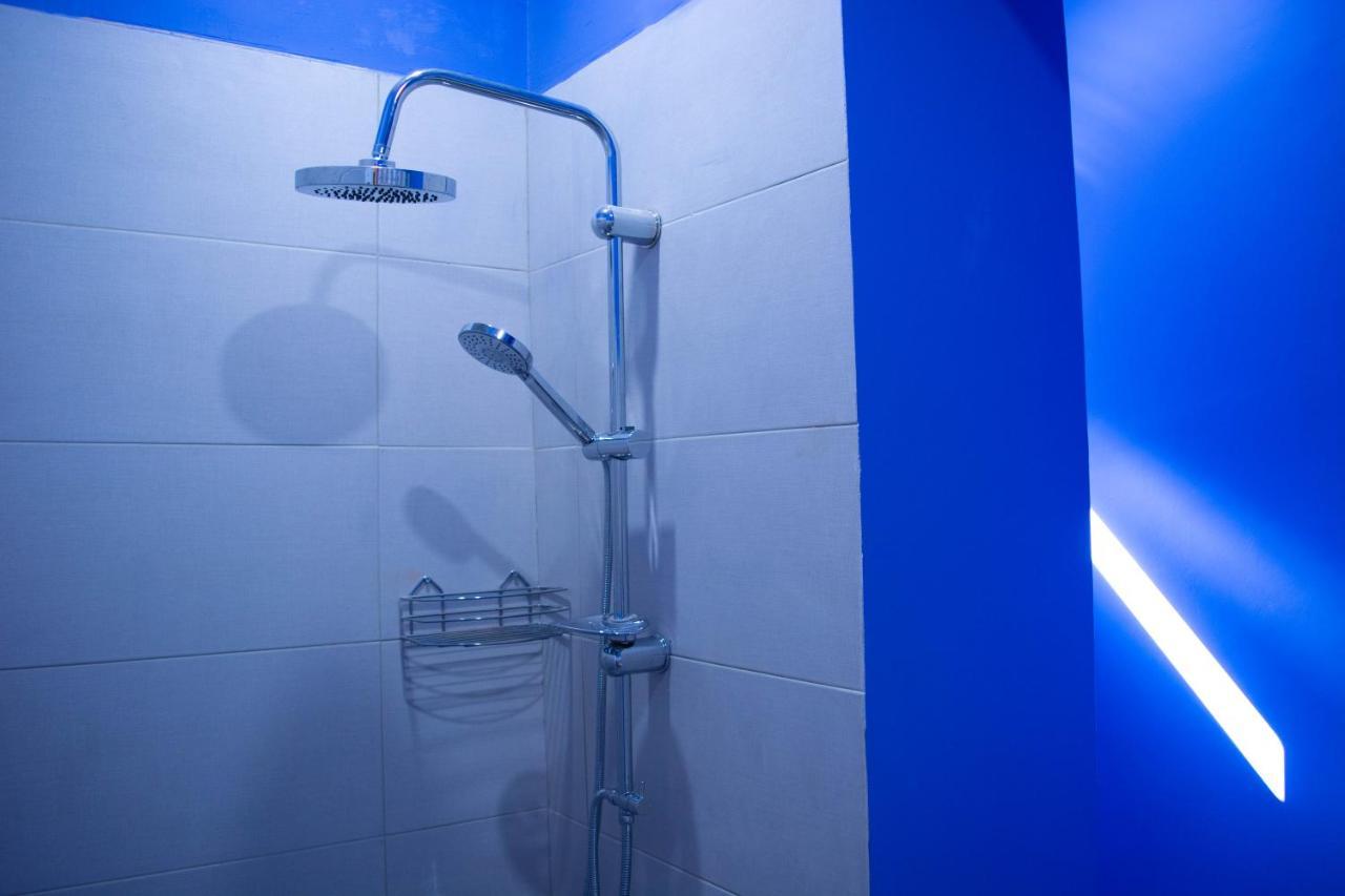 Sunflower Hotel Тбилиси Экстерьер фото