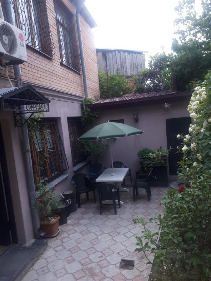 Sunflower Hotel Тбилиси Экстерьер фото